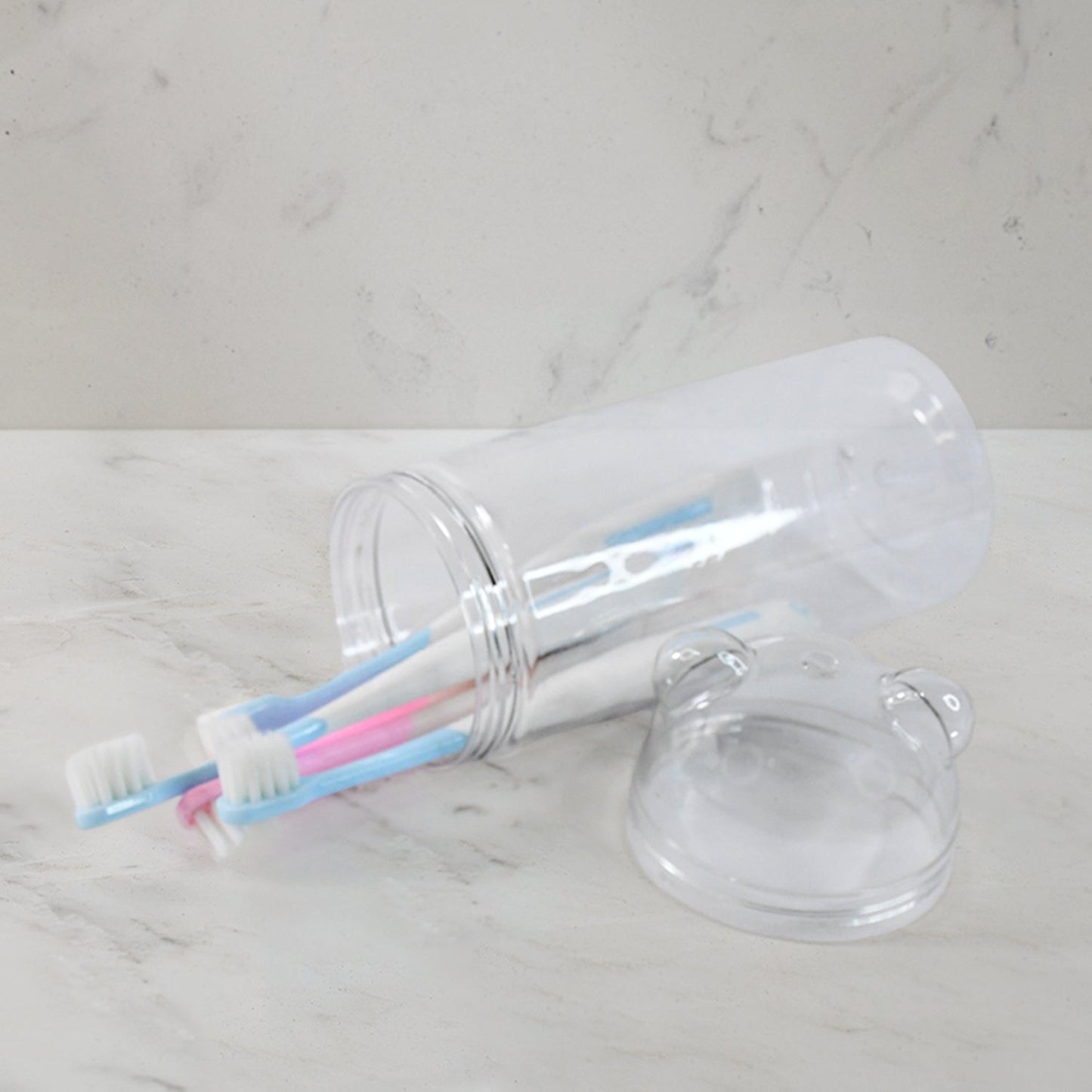 Multipurpose Travel-Friendly Toothbrush Holder with 5 Soft Bristle Toothbrushes