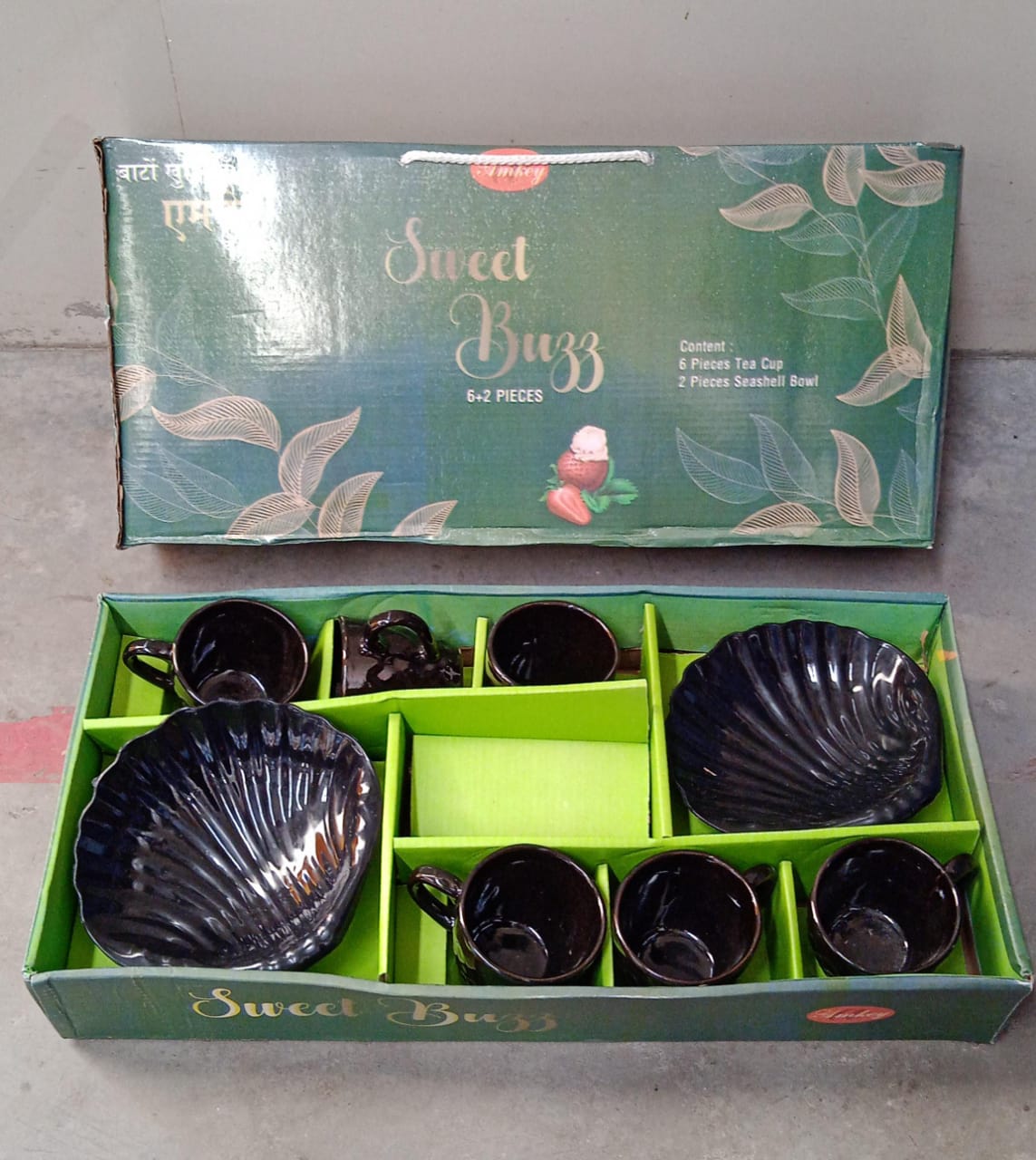 Sweet Buzz 8-Piece Seashell Ceramic Cup Set – Ideal for Home & Gifts